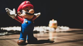 Super Mario figurine