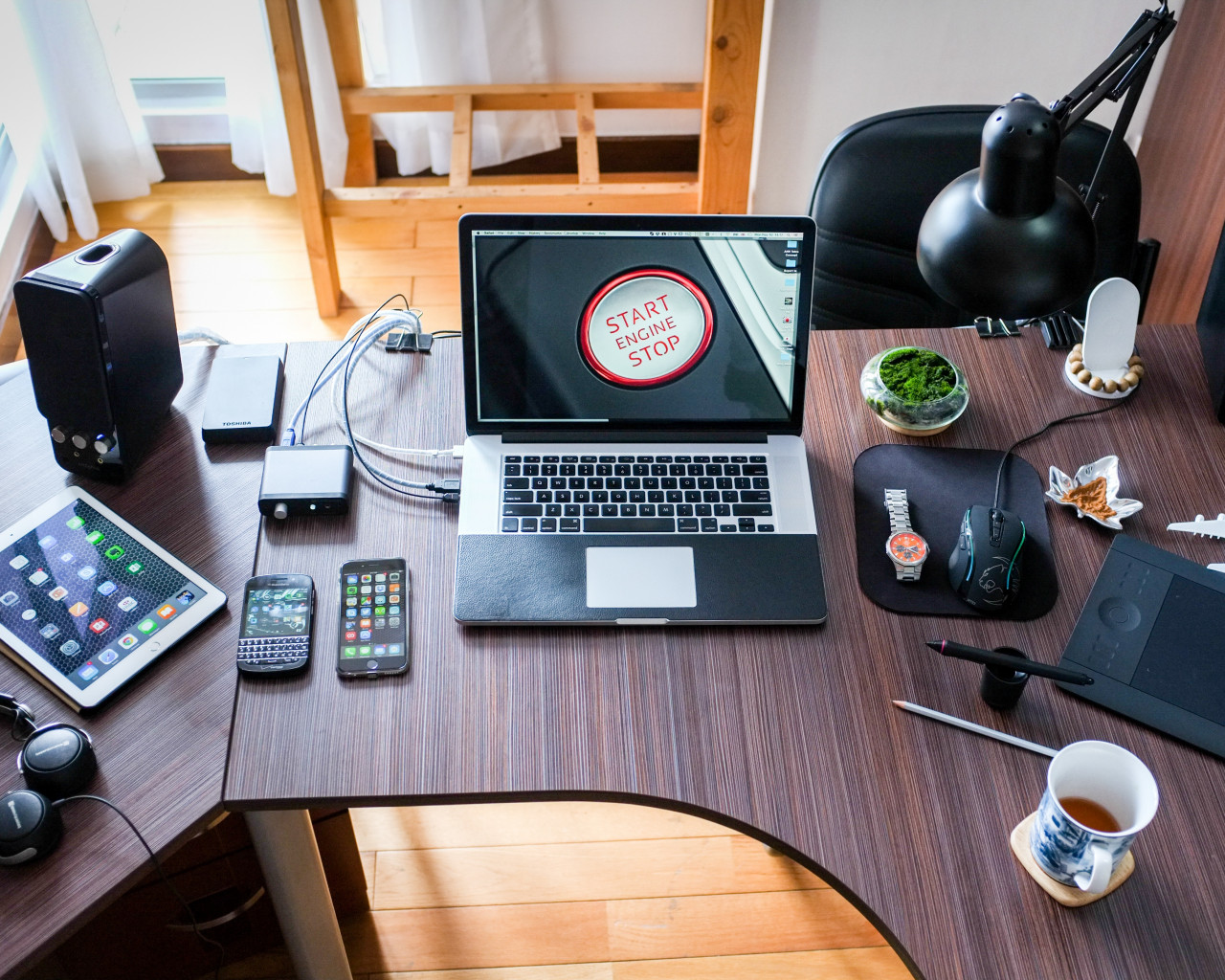 Modern Desk