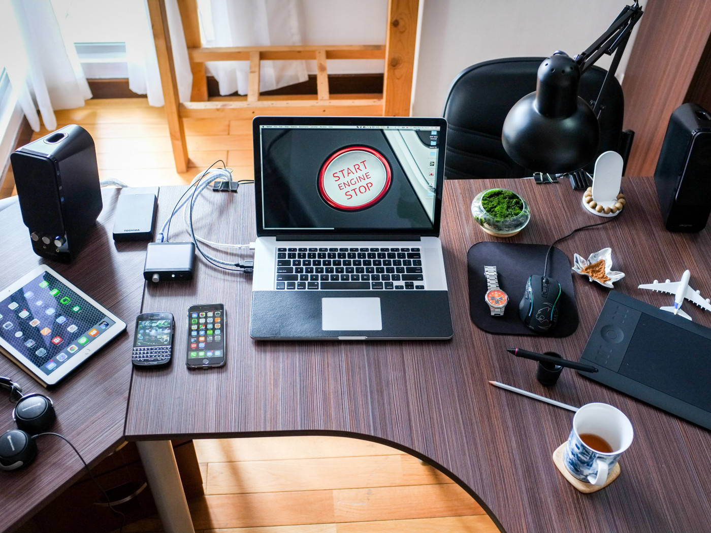 Modern Desk