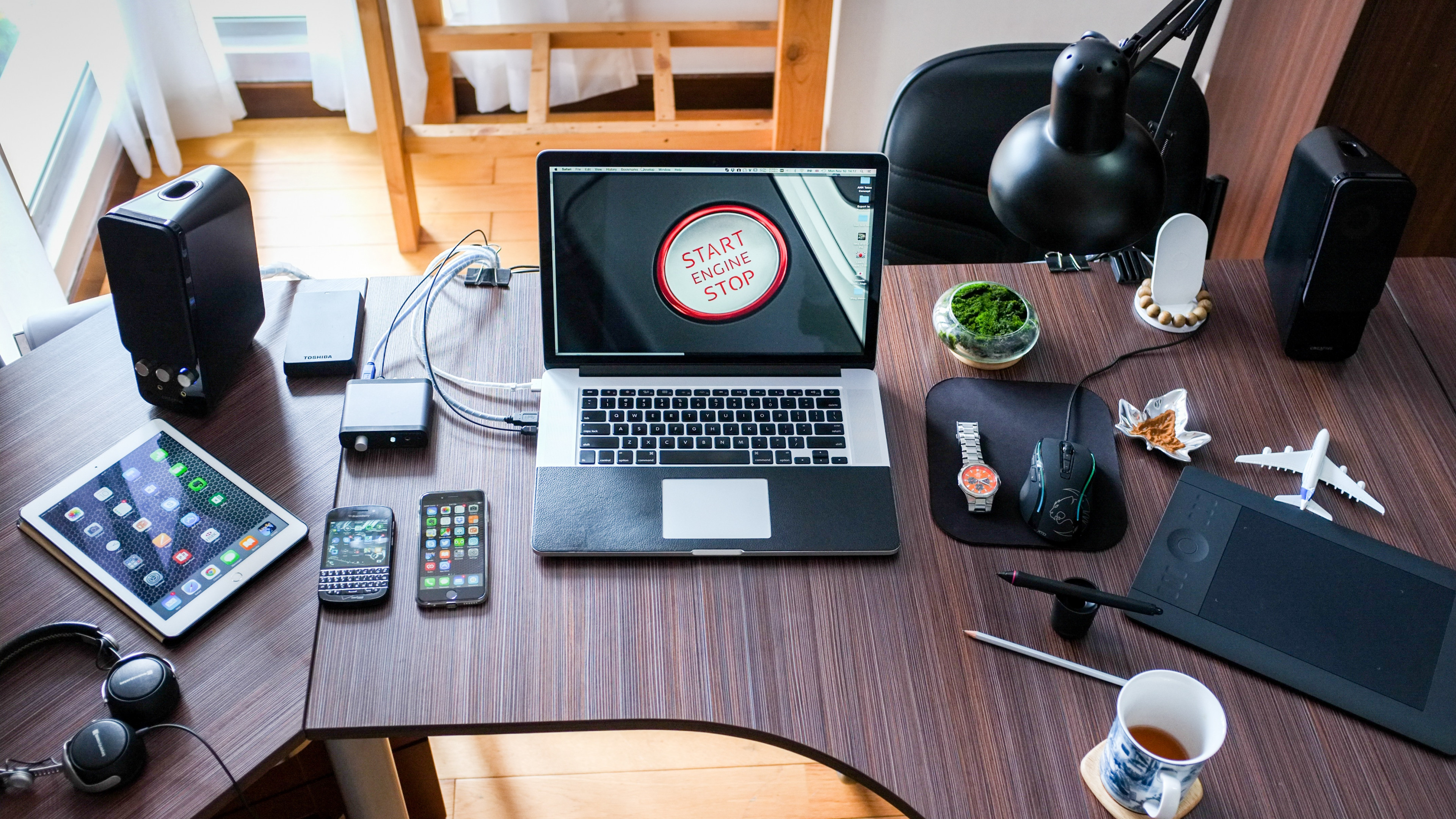 Modern Desk