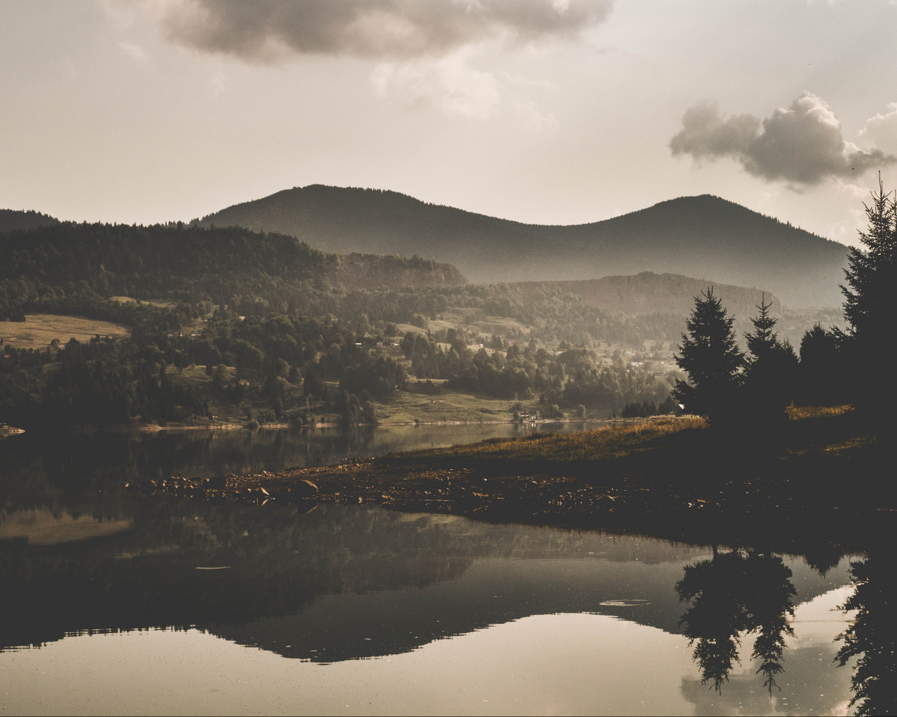 Body Of Water And Mountain