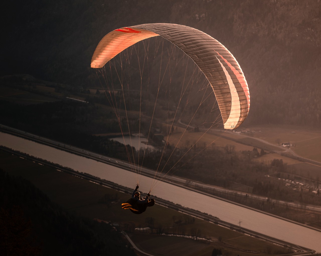 Paragliding