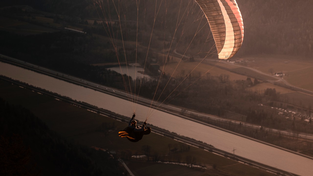 Paragliding
