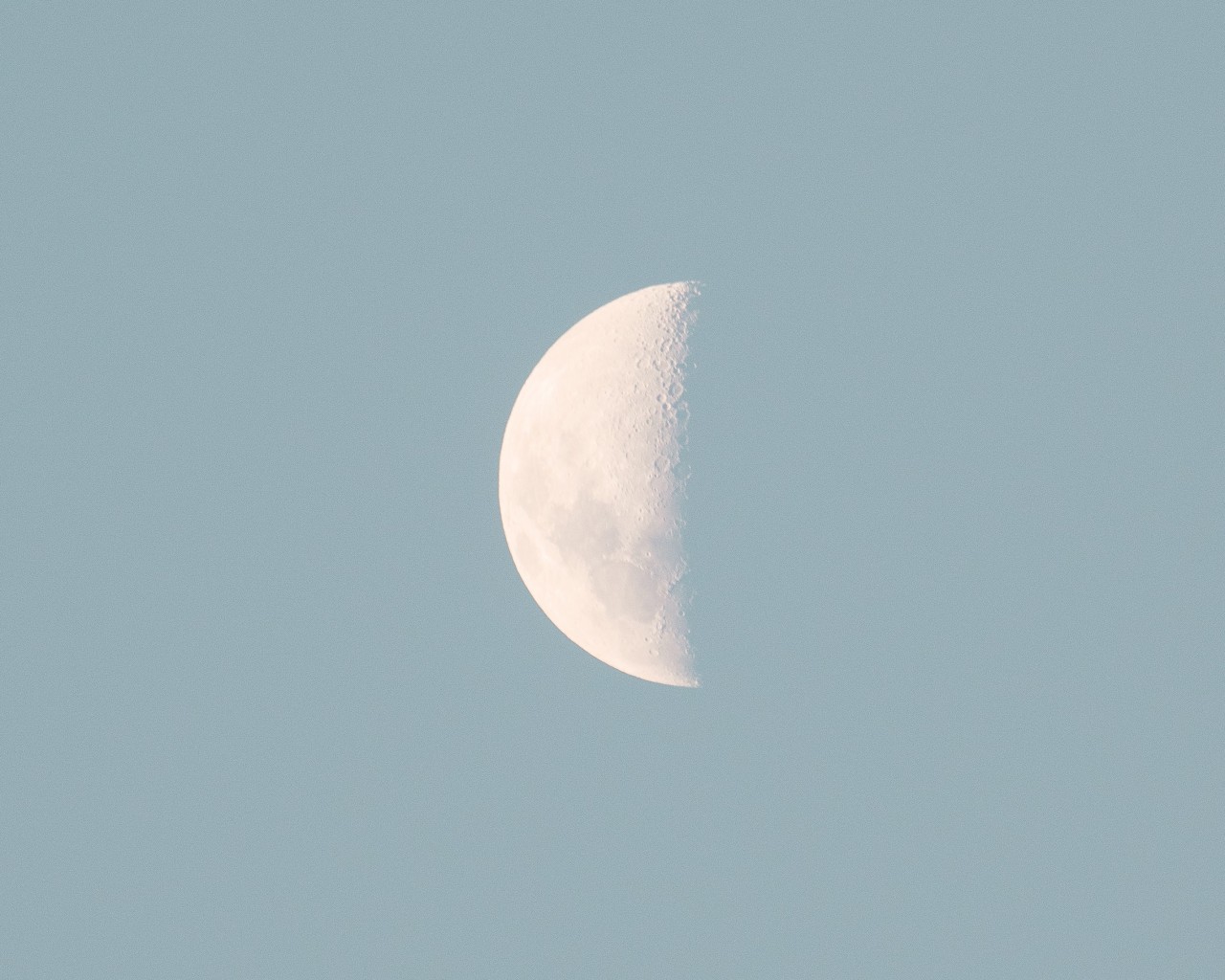 Day moon