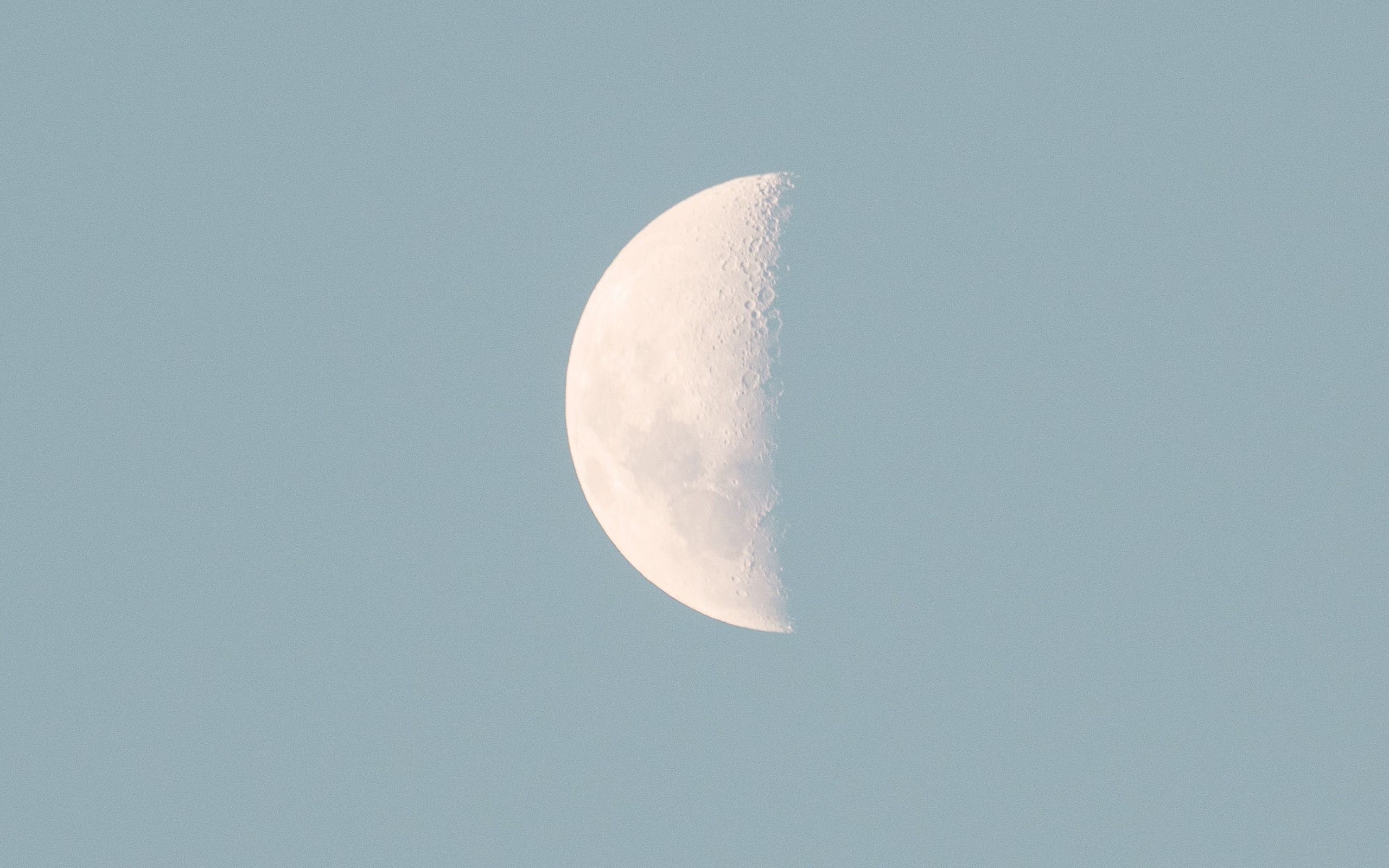 Day moon