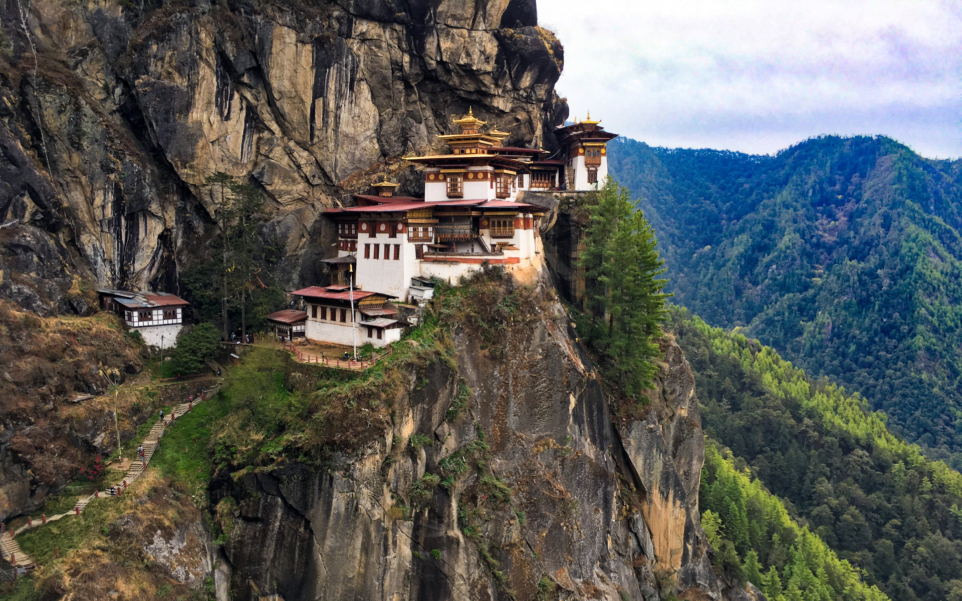 House Beside Mountains