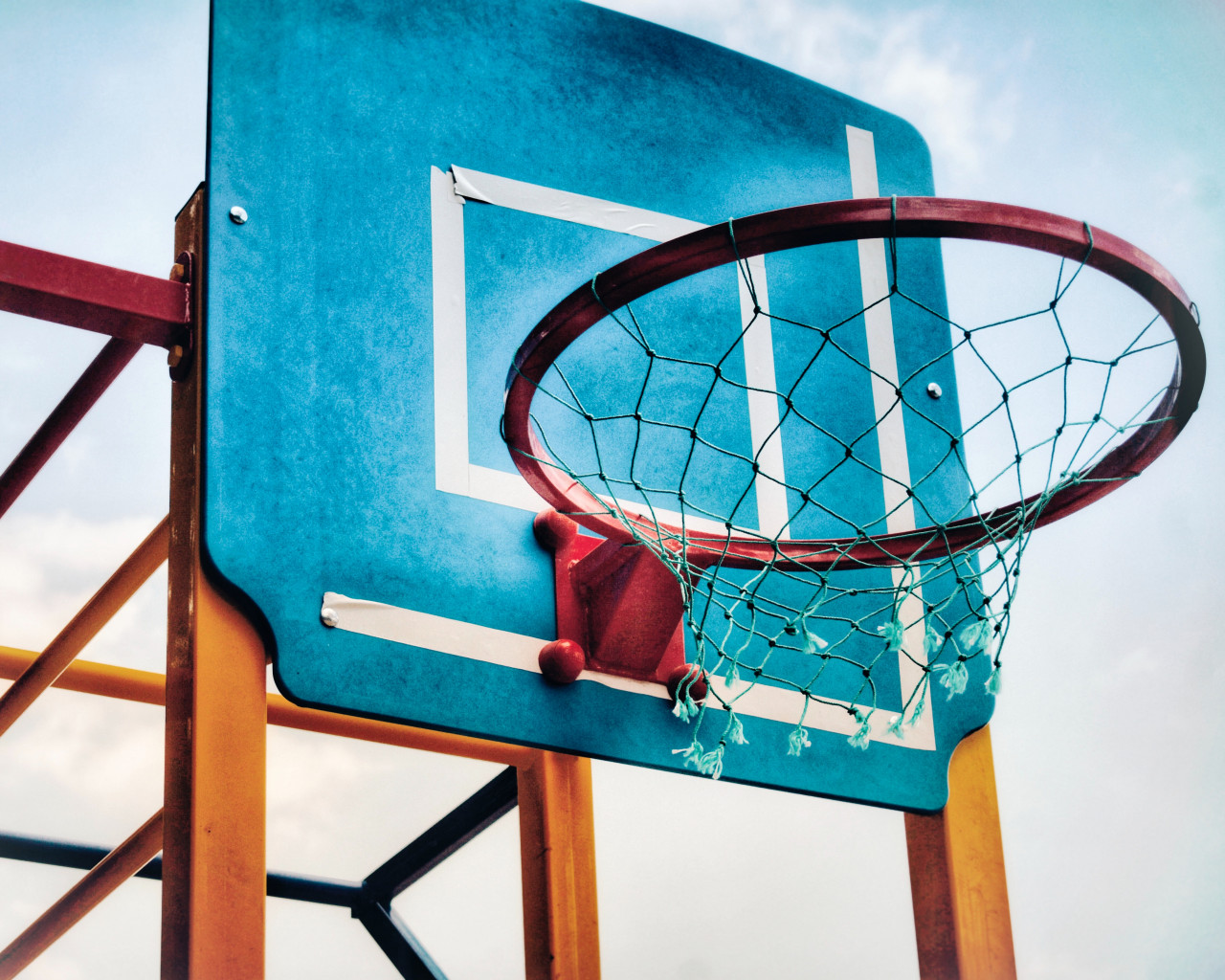 Blue and Brown Basketball Hoop