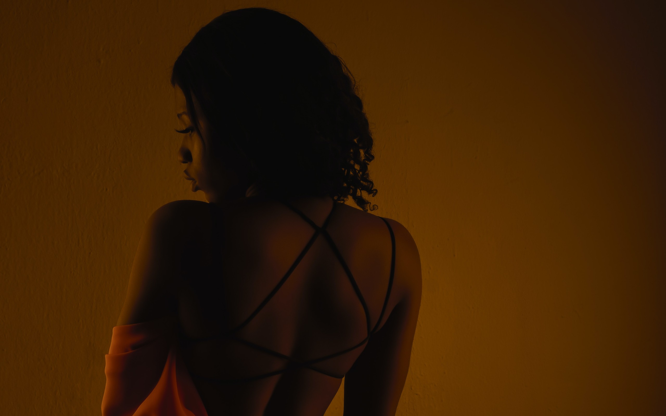 Mystery woman 